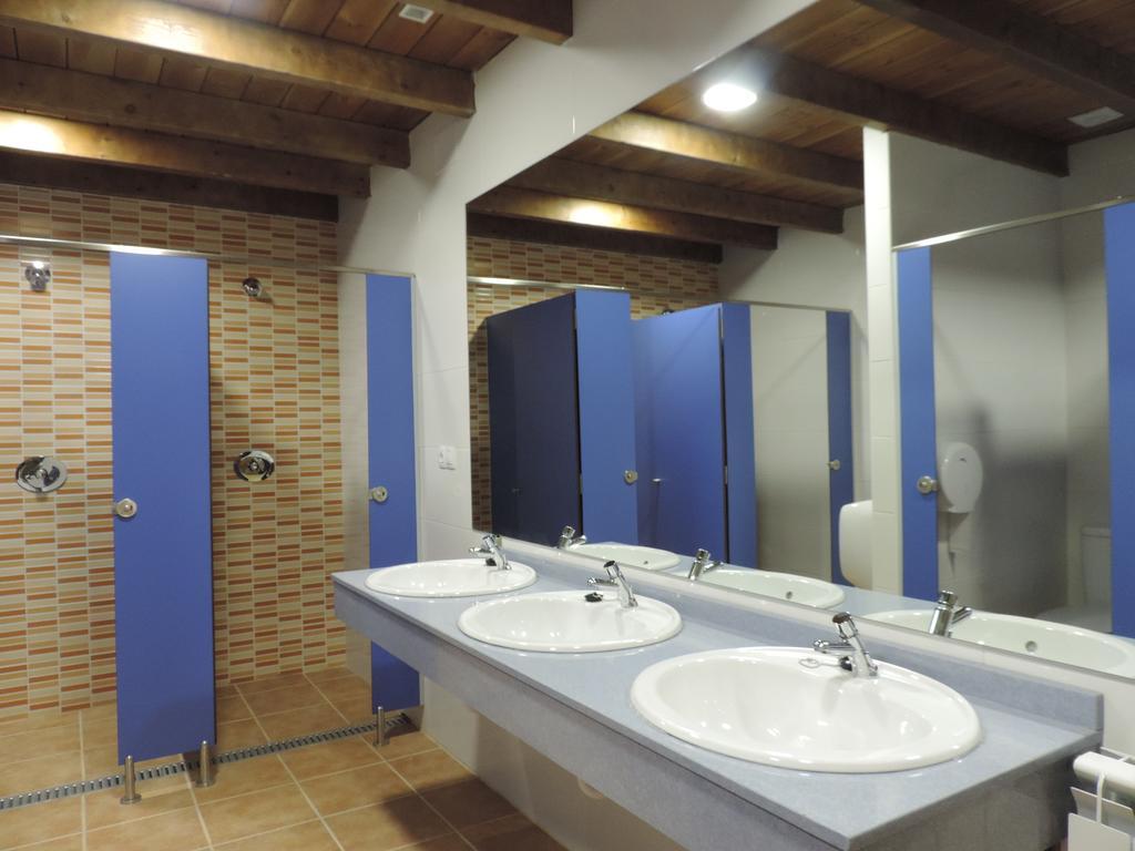 Albergue Santo Tomas De Canterbury León Exterior foto